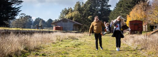 Family Portrait Photographers Melbourne - Simon James